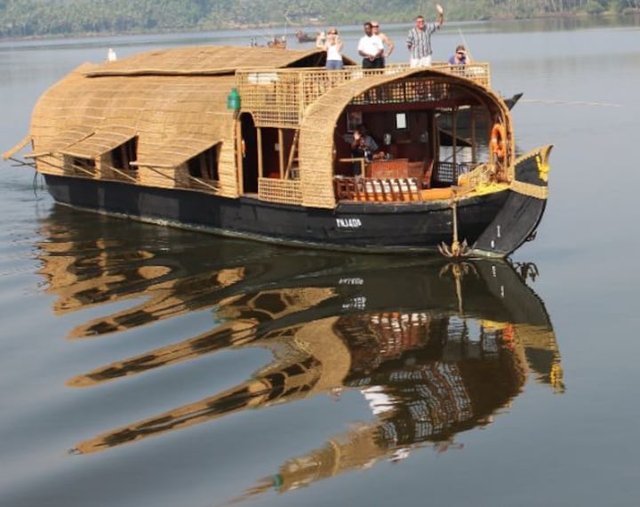 Goa houseboat 2